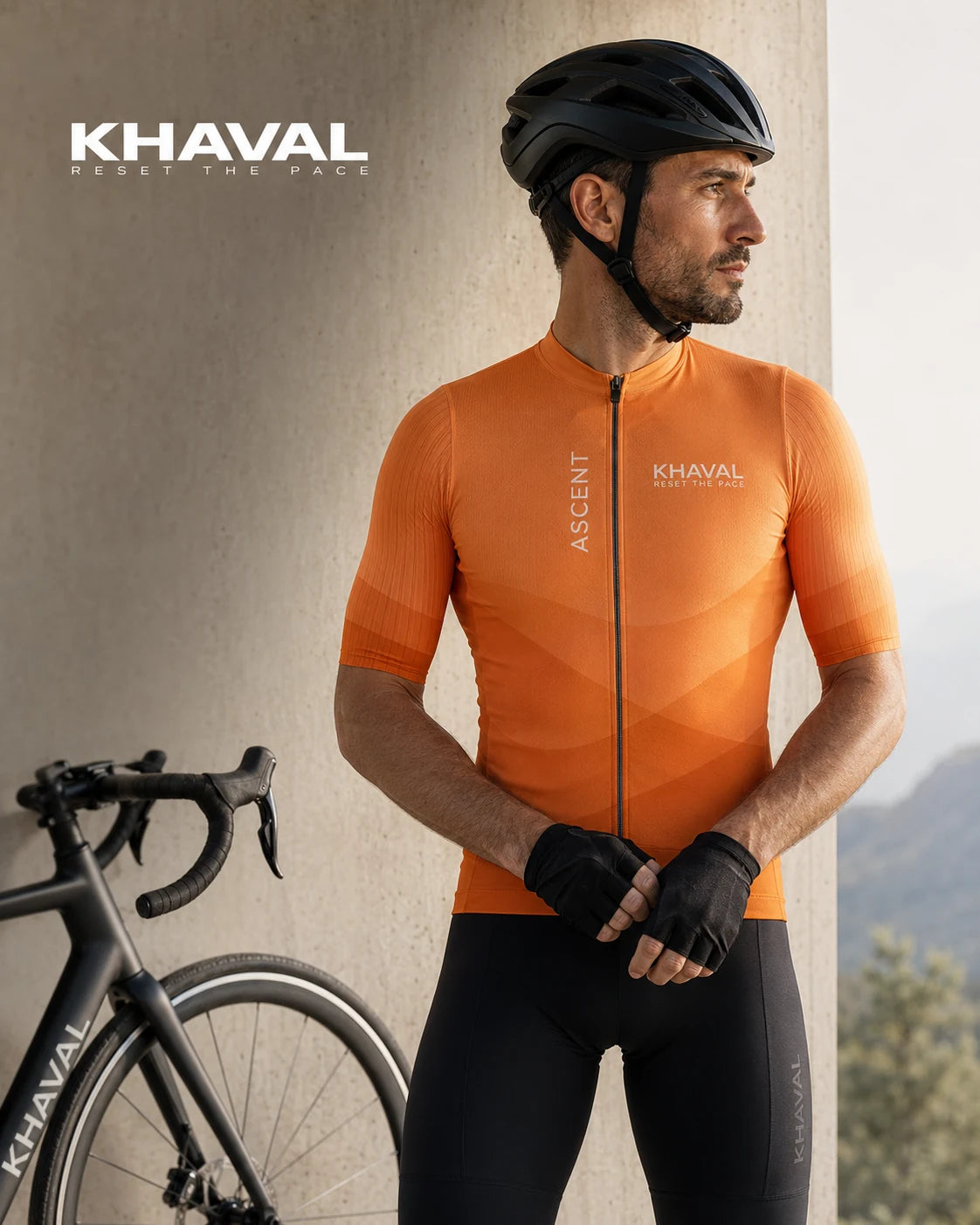 Cycliste portant le maillot ASCENT